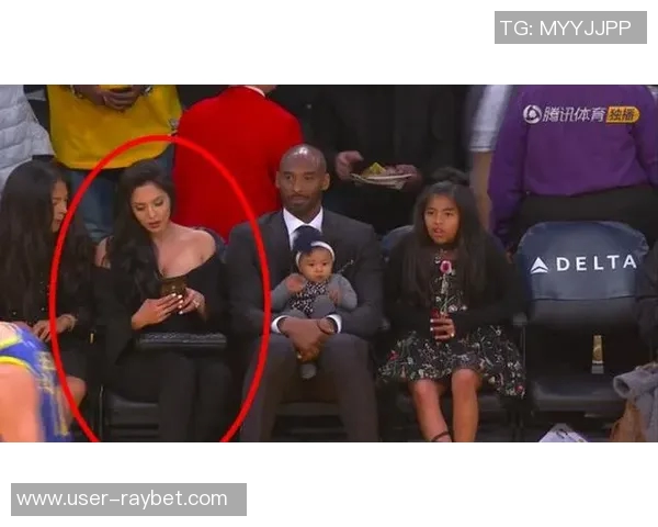 科比大女儿时尚风采闪耀奢侈品牌秀场成为瞩目焦点