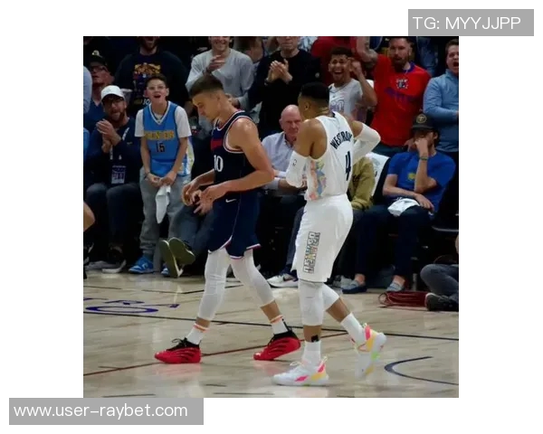 快船西部排名持续低迷雷霆球迷无比赛却乐在其中的奇妙一天