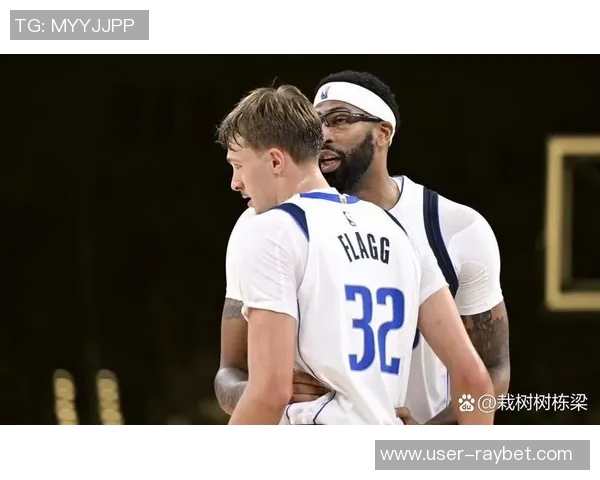 弗拉格称赞莱昂纳德为攻防一体的顶尖球员一直是我努力追求的目标 弗拉格称赞莱昂纳德为攻防一体的顶尖球员一直是我努力追求的目标